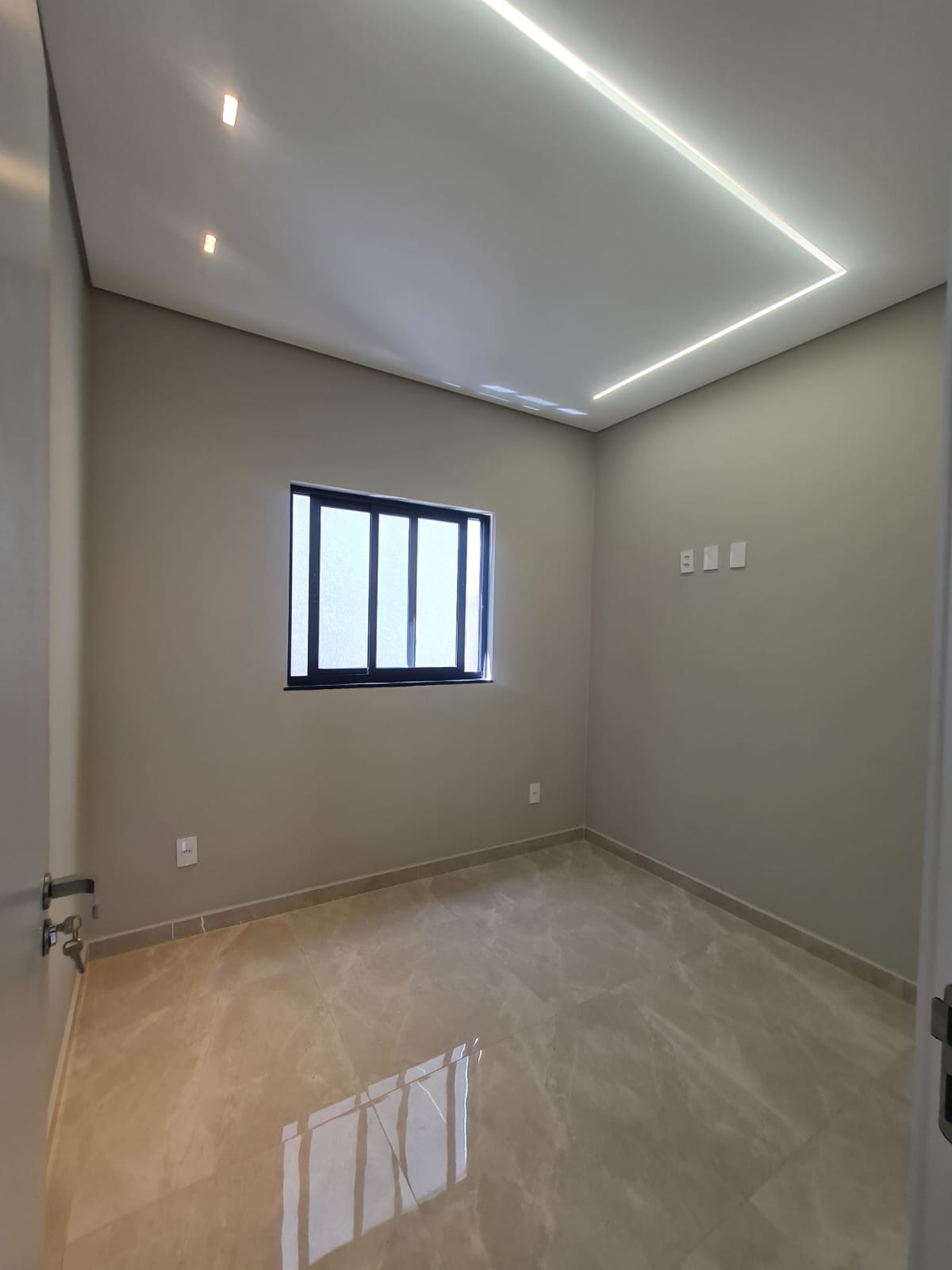 CASA NO  JARDIM GIANNA BAIRRO NEVES