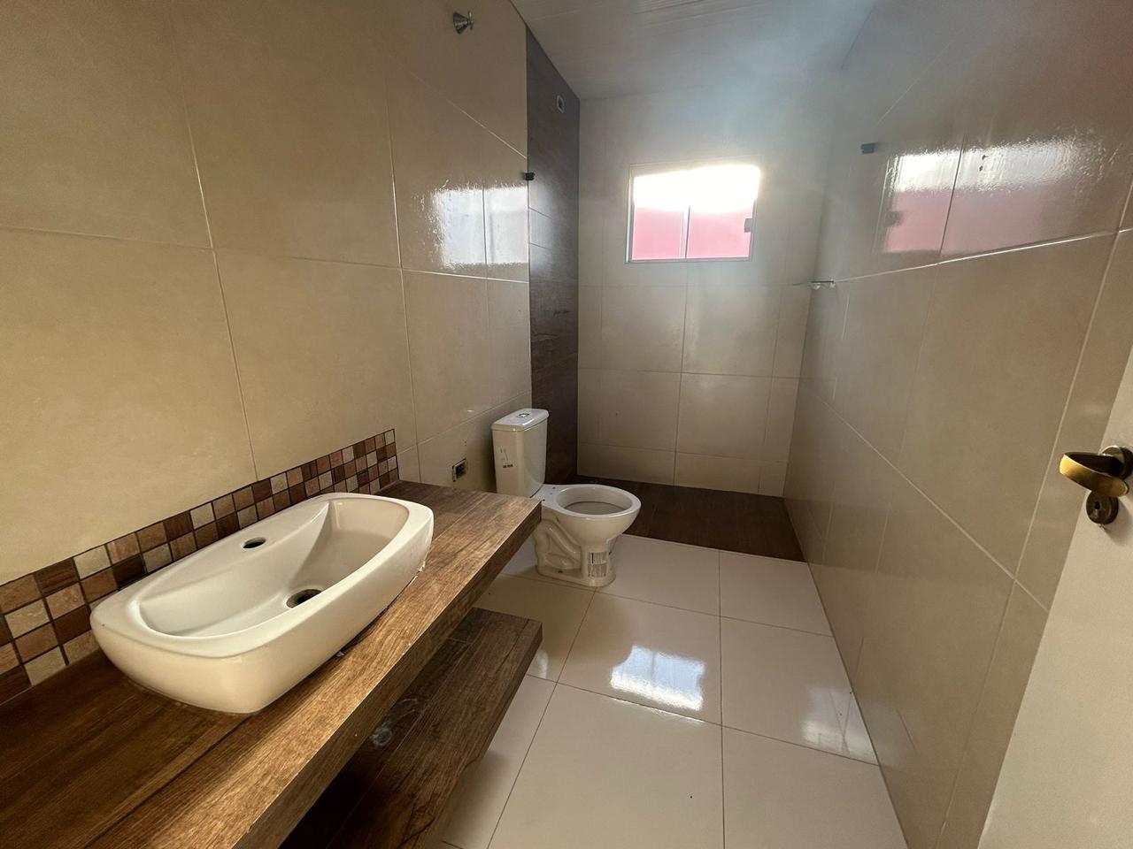 Casa reformada 3 quartos Terreno  com área total de 360m²,