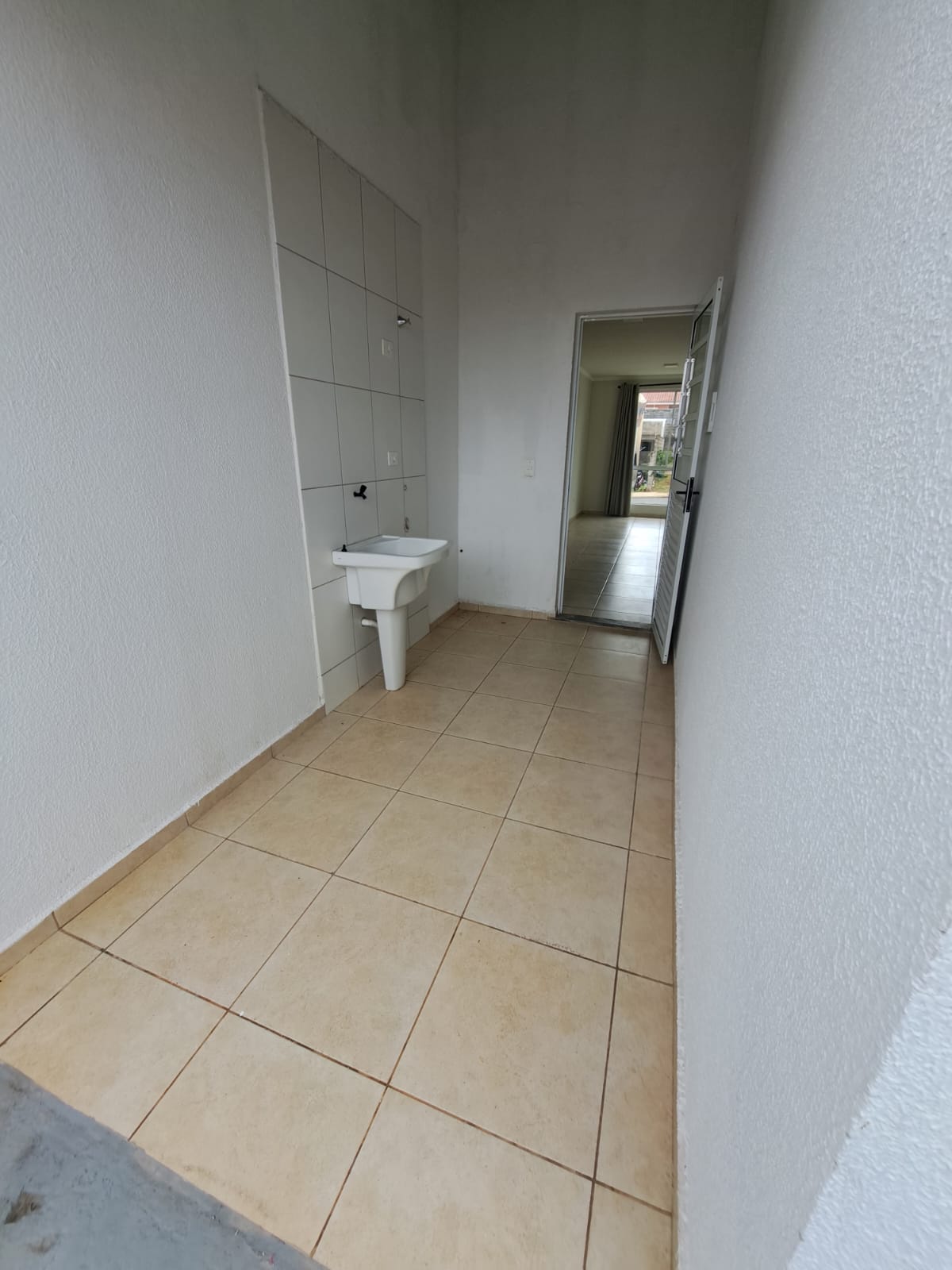 CASA NO CONDOMÍNIO MORADA DO SOL