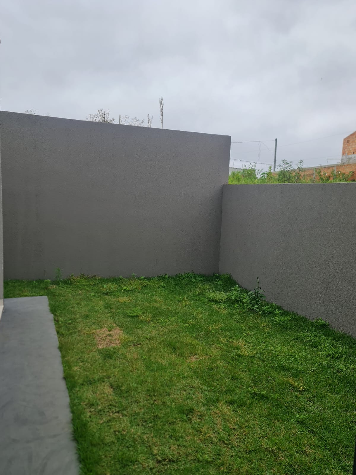 CASA 3 QUARTOS NO BAIRRO GSP