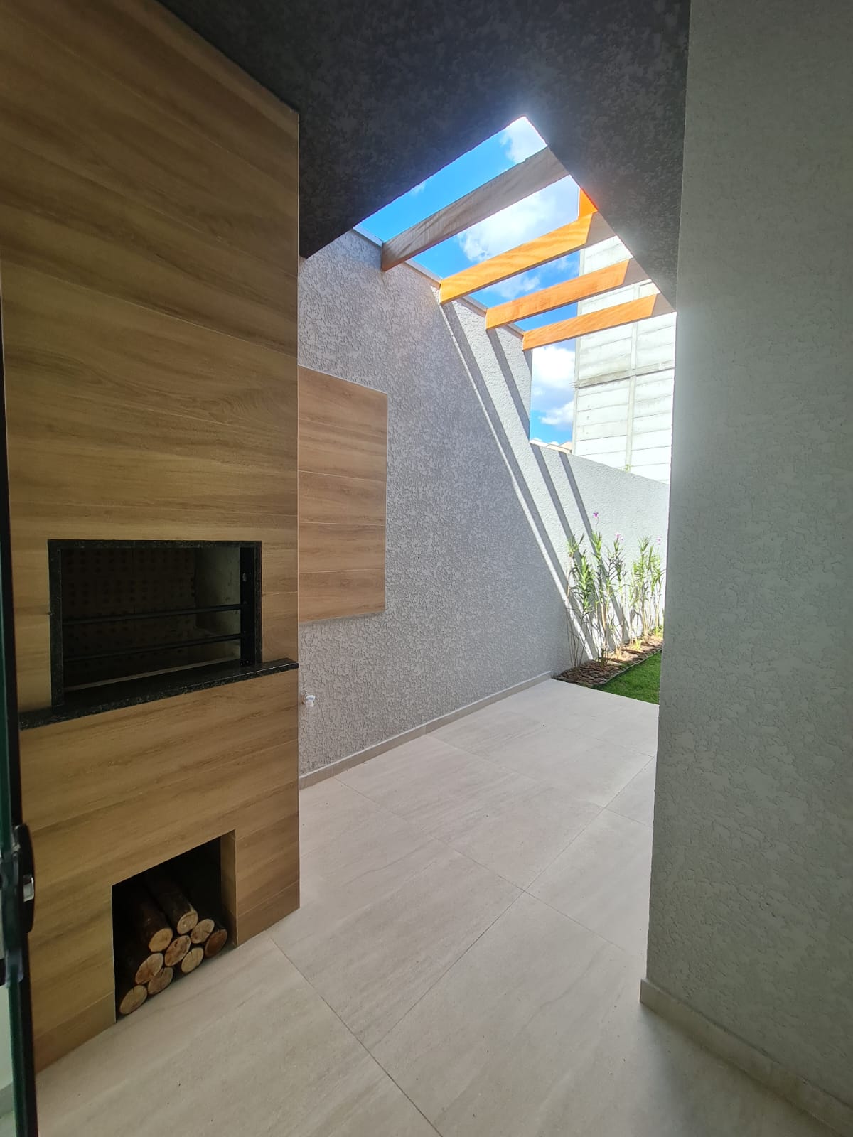 CASA 3 QUARTOS NO NOVA PONTA GROSSA