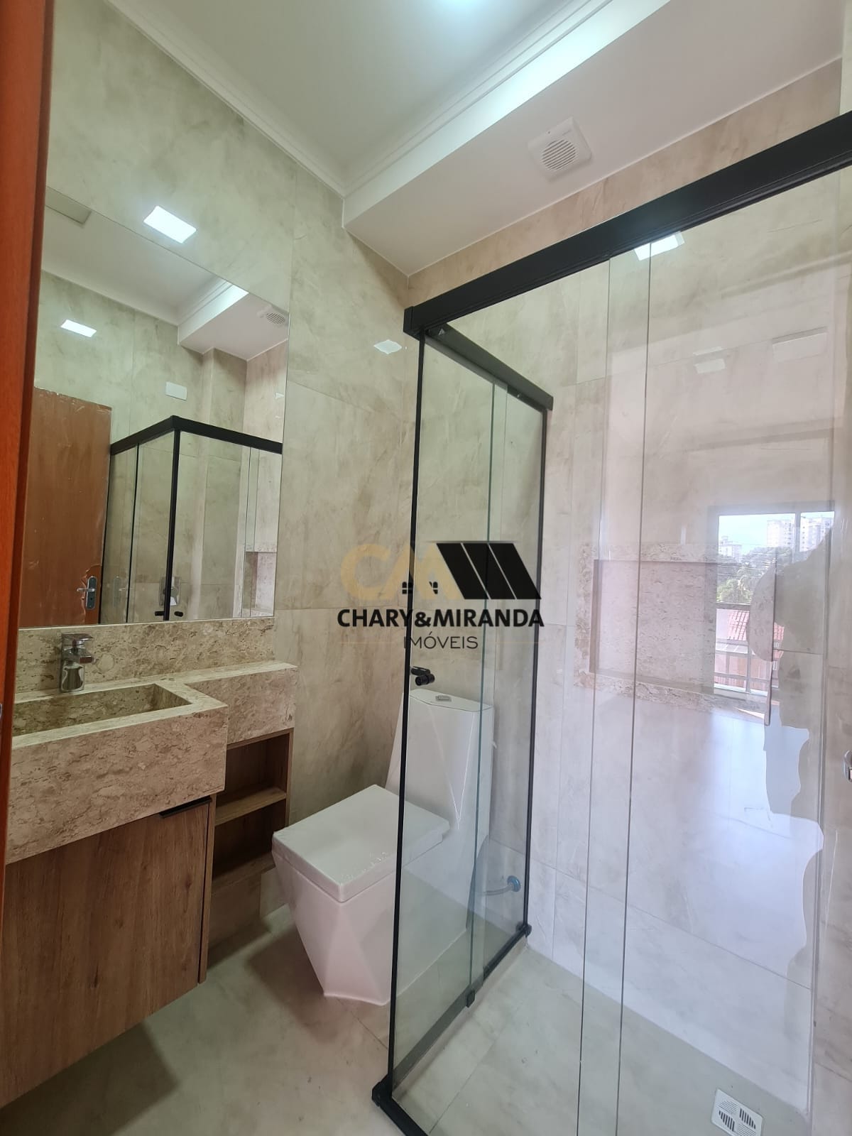 SOBRADOS 3 QUARTOS NO JARDIM CARVALHO/ PONTA GROSSA