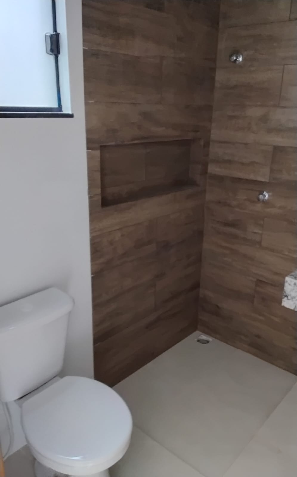 Casa 3 quartos com grande espaço de terreno